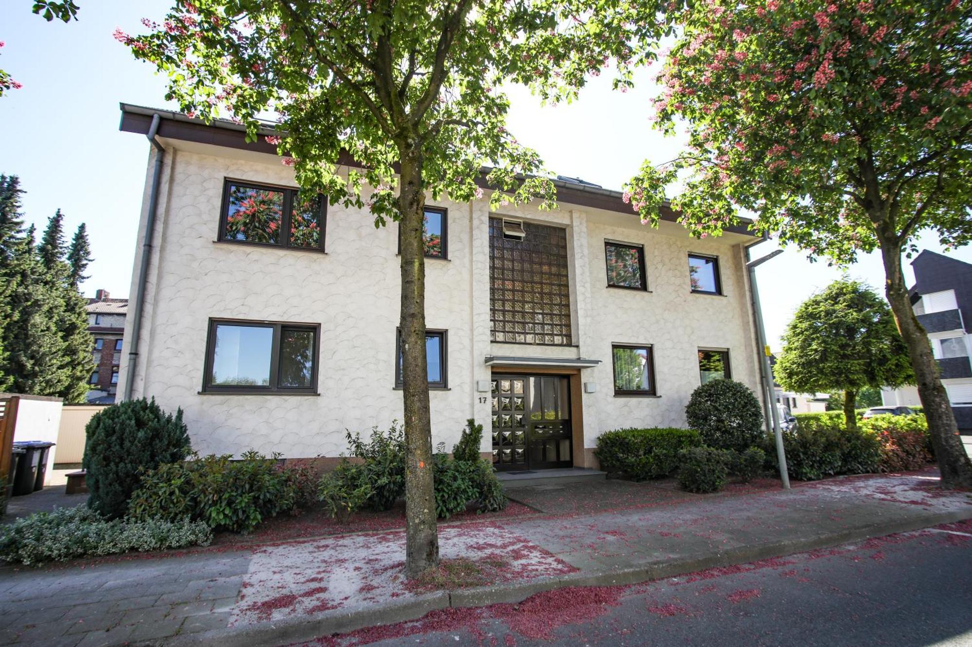 Zentral - Gemuetlich - Kueche - Balkon - Garage Apartment Bad Lippspringe Exterior photo